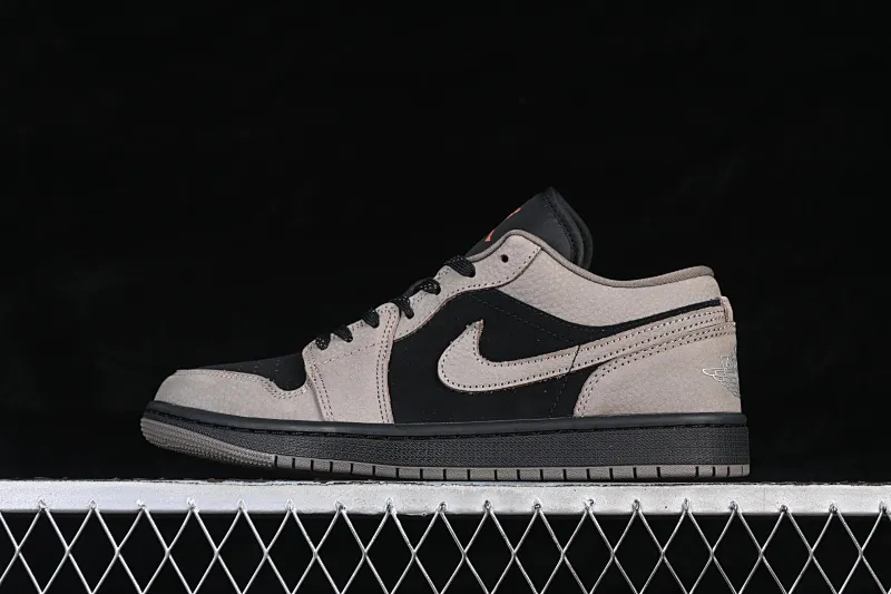 All Categories Air Jordan Jordan Series Basketball Shoes Air Jordan 1 Low G Version Pure Original Air Jordan 1 Low AJ1 Joe 1 Milk Tea Mocha Low State Cultural Casual Shoes IB7109-005